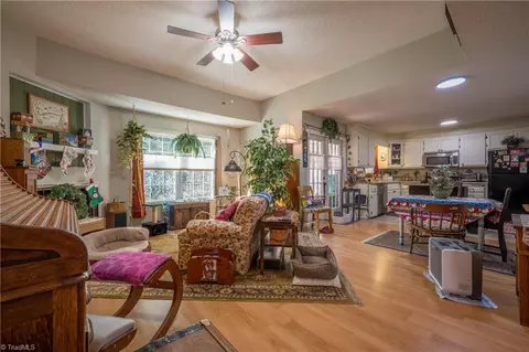 710 Saddle Dr, Pilot Mountain, NC 27041 photo 19