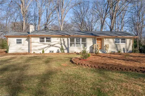 731 Quarterstaff Rd, Winston Salem, NC 27104