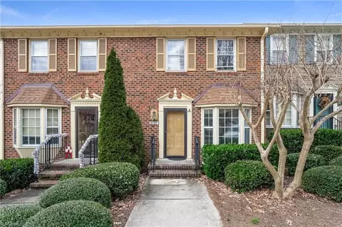 3727 Greenes Xing, Greensboro, NC 27410