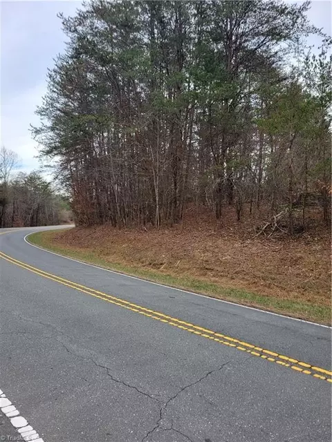 1788 Bowen Rd, Pinnacle, NC 27043 photo 6