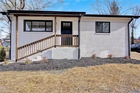 9 Grant St, Lexington, NC 27292