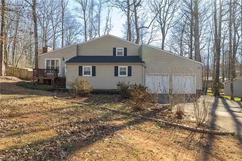 7157 Mantlewood Ln, Kernersville, NC 27284
