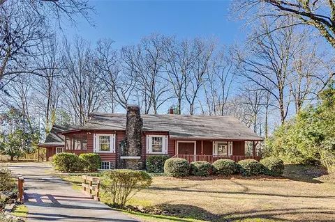621 Mountain Rd, Asheboro, NC 27205