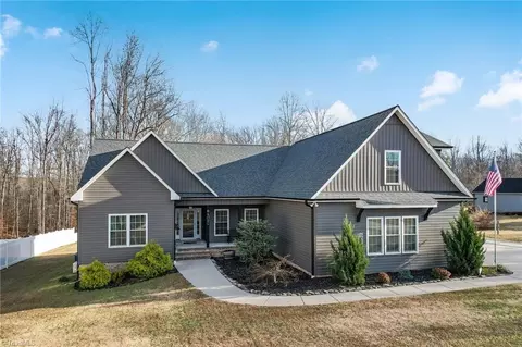 8402 Spearman Rd, Reidsville, NC 27320