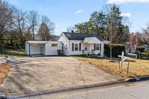 2622 Woodruff Ave, High Point, NC 27265