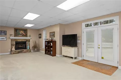 Living - 7435 Trotters Run, Trinity, NC 27370 photo 3 of 3