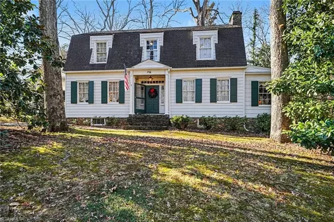 716 Park St S, Asheboro, NC 27205