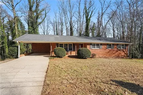 405 Idlewild Dr, Lexington, NC 27295