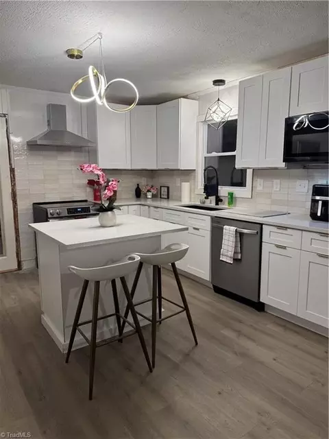 5241 Silas Creek Pkwy, Winston Salem, NC 27106
