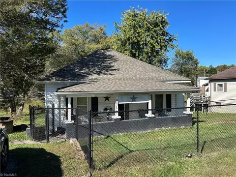 280 Burke Rd, Mount Airy, NC 27030