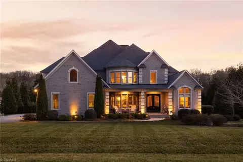 7497 Shadow Creek Dr, Summerfield, NC 27358