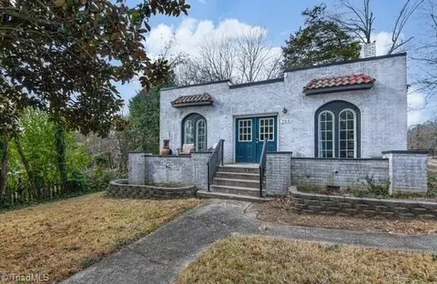 705 Delmont St, High Point, NC 27262