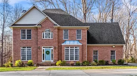 1803 Elk Run Ct, Oak Ridge, NC 27310