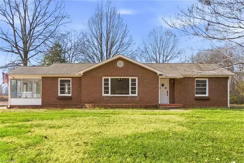 6782 Us Highway 220 Bus, Stoneville, NC 27048