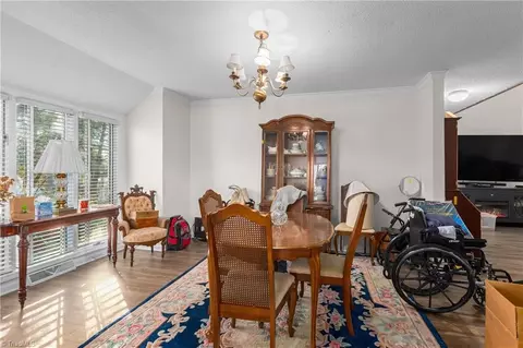 Dining - 2016 Candelar Dr, High Point, NC 27265 photo 1 of 2