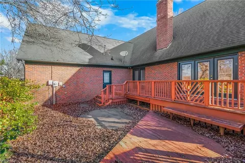 Exterior - 2016 Candelar Dr, High Point, NC 27265 photo 7 of 13