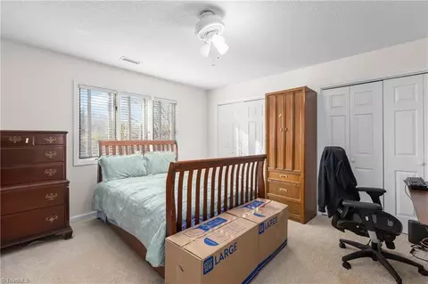Bedroom - 2016 Candelar Dr, High Point, NC 27265 photo 4 of 7