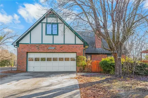 Exterior - 2016 Candelar Dr, High Point, NC 27265 photo 5 of 13