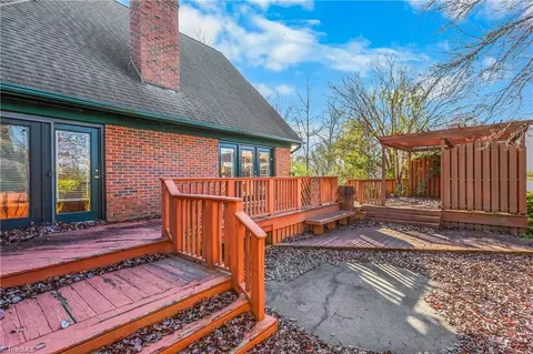 Exterior - 2016 Candelar Dr, High Point, NC 27265 photo 6 of 13