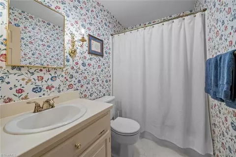 Bath - 1270 Thayer Dr, Asheboro, NC 27205 photo 1 of 6