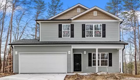 205 Rosewood Ln, Mocksville, NC 27028