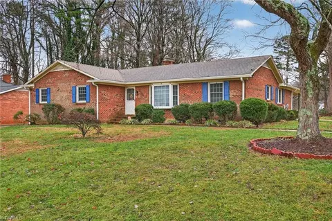 2300 Gordon Rd, High Point, NC 27265