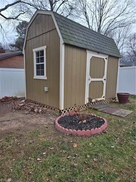 2300 Gordon Rd, High Point, NC 27265 photo 35
