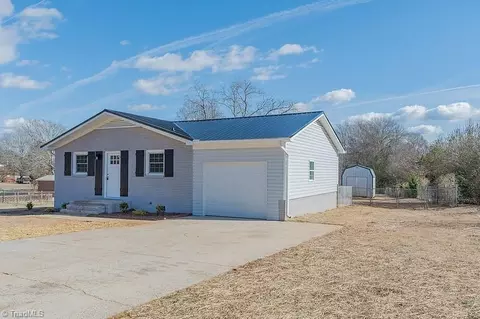 8915 Linwood Southmont Rd, Lexington, NC 27292