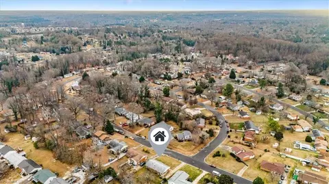View/Area - 601 Runyon Dr, High Point, NC 27260 photo 12 of 13