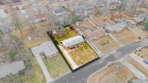 View/Area - 601 Runyon Dr, High Point, NC 27260 photo 6 of 13