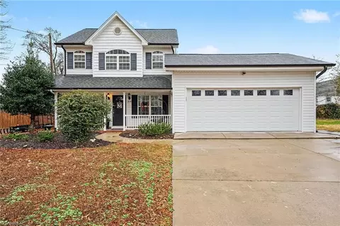 206 Hughes St, Asheboro, NC 27203