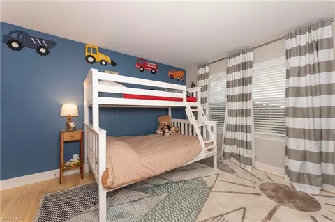 Bedroom - 399 Comanche Dr, Advance, NC 27006 photo 5 of 6