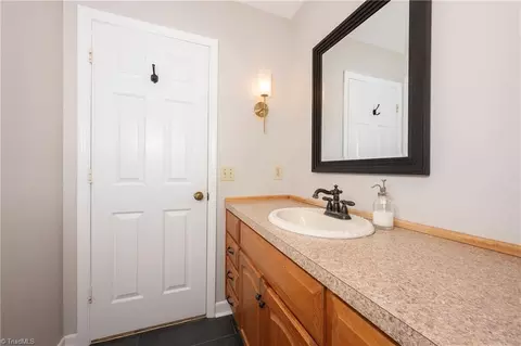 Bath - 399 Comanche Dr, Advance, NC 27006 photo 1 of 3