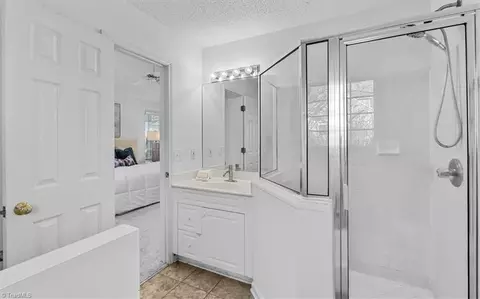 Bath - 402 Shadybrook Rd, High Point, NC 27265 photo 2 of 4
