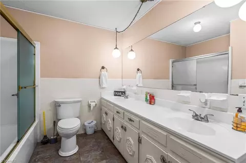 Bath - 607 Blessing Dr, Dobson, NC 27017 photo 3 of 3