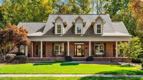 609 Nickel Creek Ct, Kernersville, NC 27284