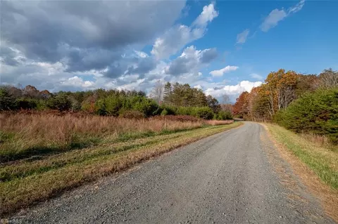 00 State Line Rd, Stoneville, NC 27048