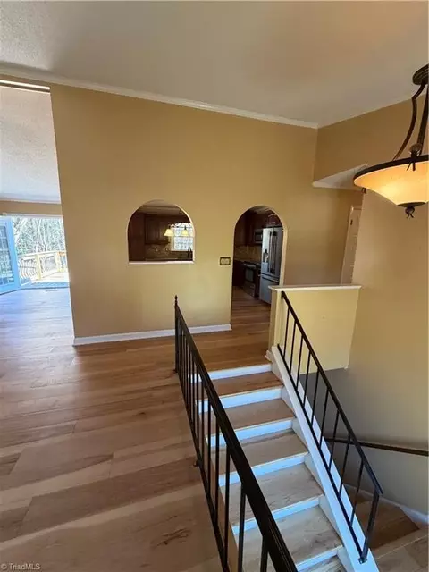 Entry Way - 213 Hillcrest Dr, King, NC 27021 photo 6 of 7