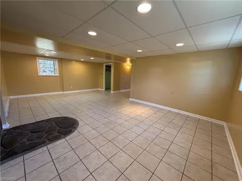 Living - 213 Hillcrest Dr, King, NC 27021 photo 14 of 17