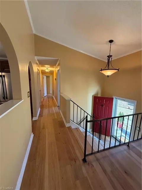 Entry Way - 213 Hillcrest Dr, King, NC 27021 photo 2 of 7