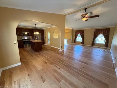 Living - 213 Hillcrest Dr, King, NC 27021 photo 8 of 17
