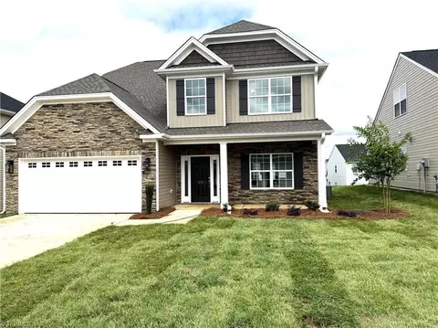 690 Palomino Mustang Dr #595, Whitsett, NC 27377