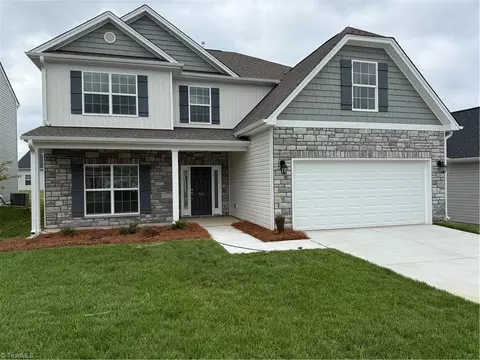 689 Palomino Mustang Dr #658, Whitsett, NC 27377