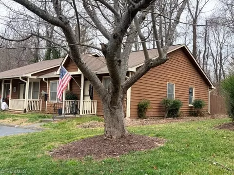 626 Rock Garden Cir, Winston Salem, NC 27104