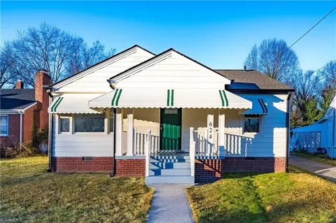 624 Harrison St W, Reidsville, NC 27320