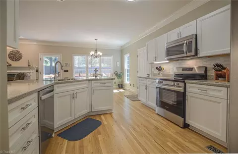 4845 Hearthstone Rd, Clemmons, NC 27012 photo 12