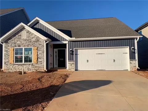 5352 Belmont Garden Dr, Walkertown, NC 27051