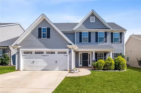 5179 Sedge Hollow Dr, Kernersville, NC 27284