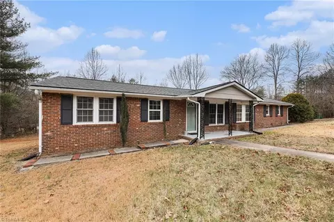 223 Matthews St W, Stoneville, NC 27048