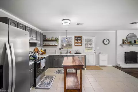 Kitchen - 6030 Bobbybrook Dr, Clemmons, NC 27012 photo 2 of 2
